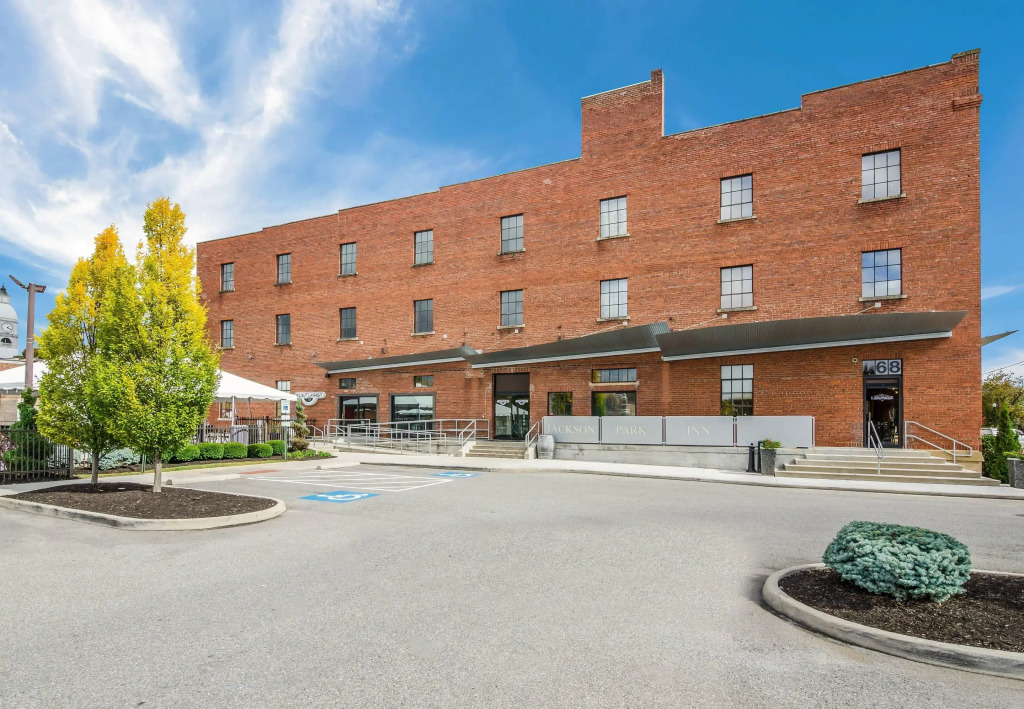 Jackson Park Inn, an Ascend Collection Hotel
