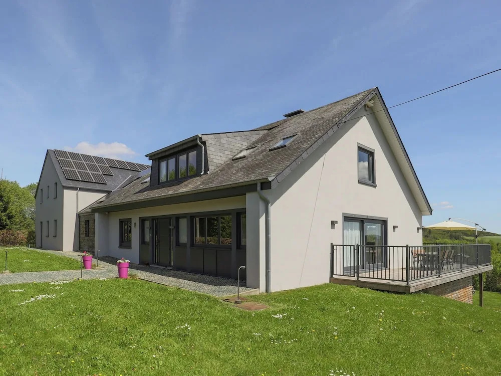 Comfortable Cottage with Indoor Pool, Sauna And Fireplace