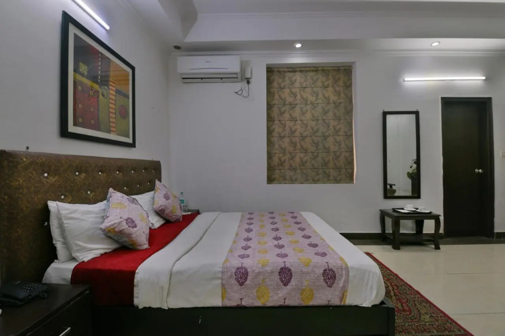 Hotel Diamond Stays