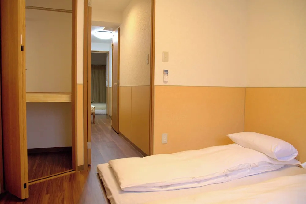 uenohouse