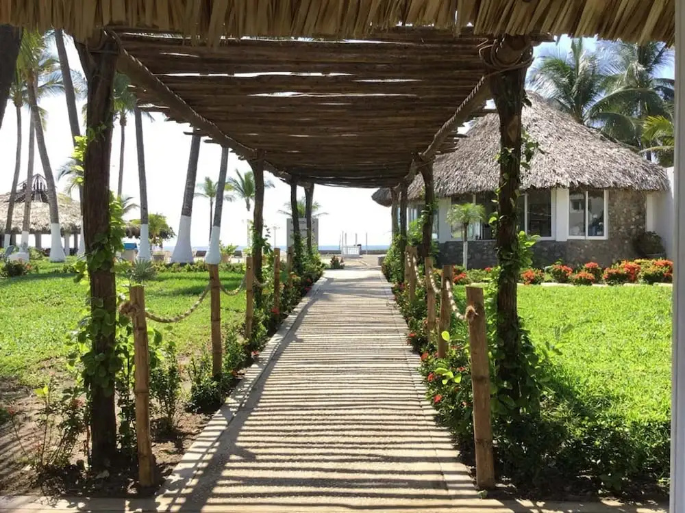Hotel Arista Bugambilias