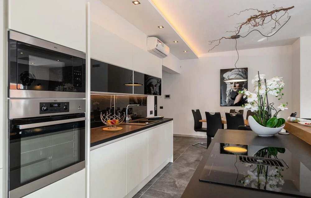 Awesome Home In Peroj
