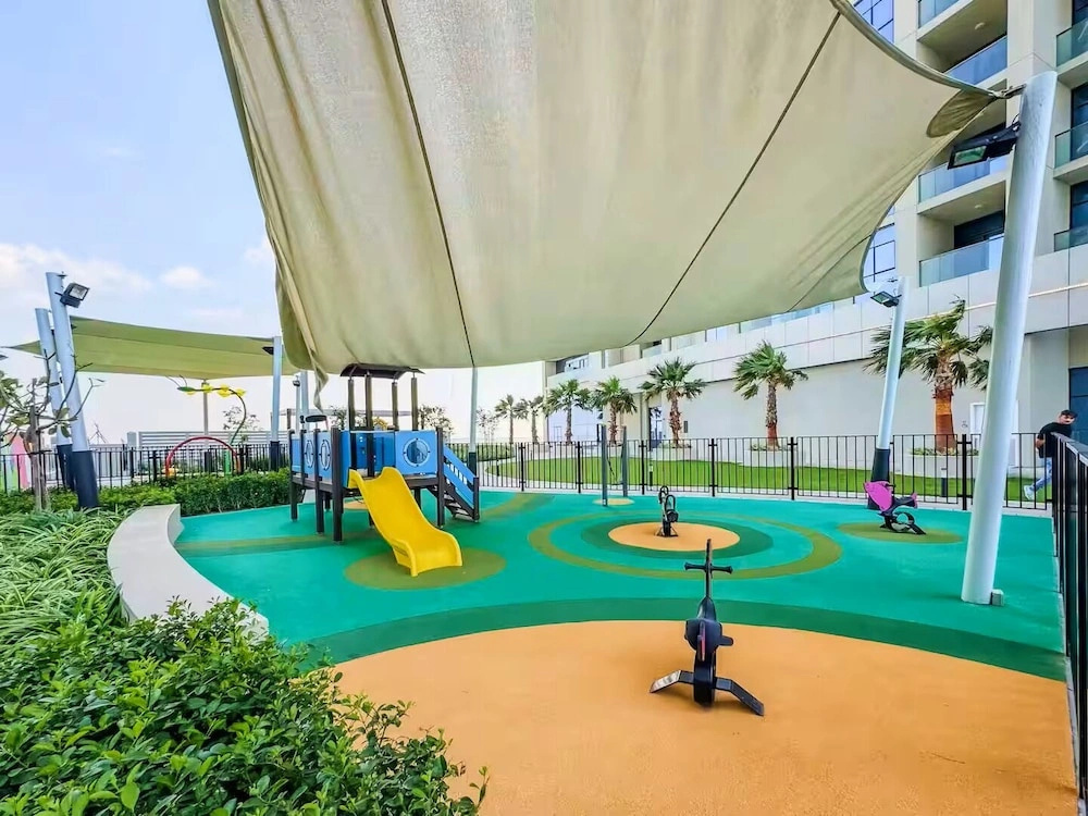 Vogue | Aykon City Business Bay near Metro Station