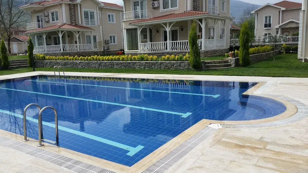 PALACE KIRKPINAR
