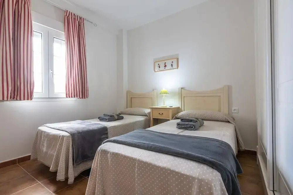 Apartment 100m From Beach