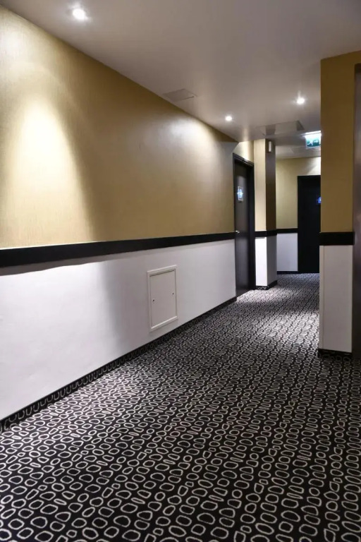 In Situ Hotel