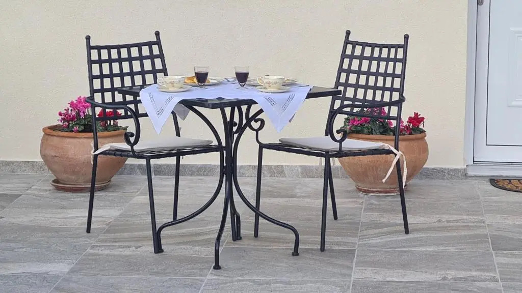 Prasini Folia - Traditional Residence