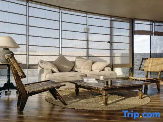 Hillside Retreat
