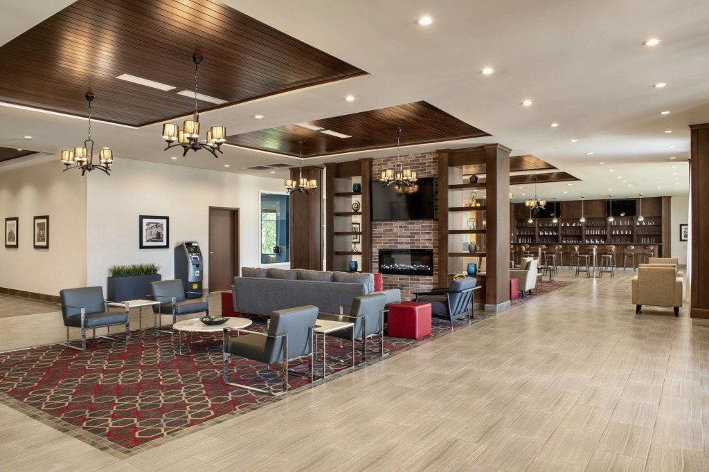 Four Points by Sheraton Grande Prairie