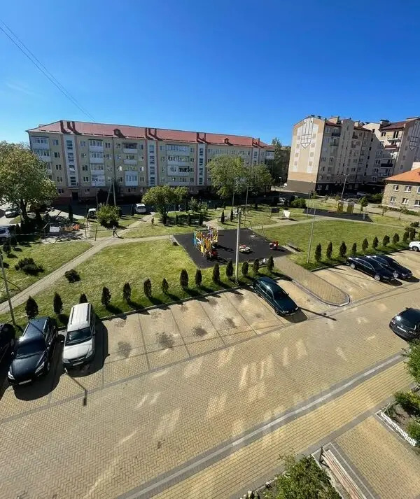 На Бровцева 16