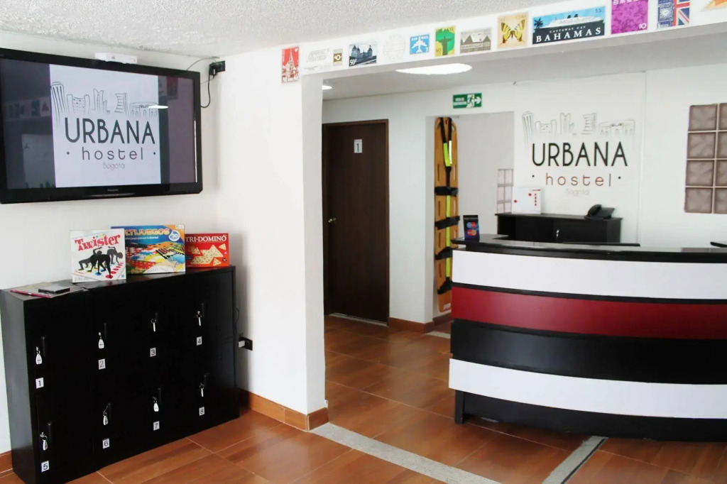 Urbana Hostel