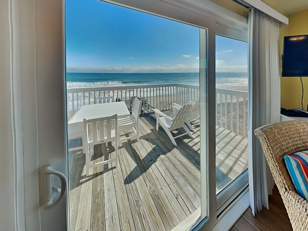 Ocean Dunes 306