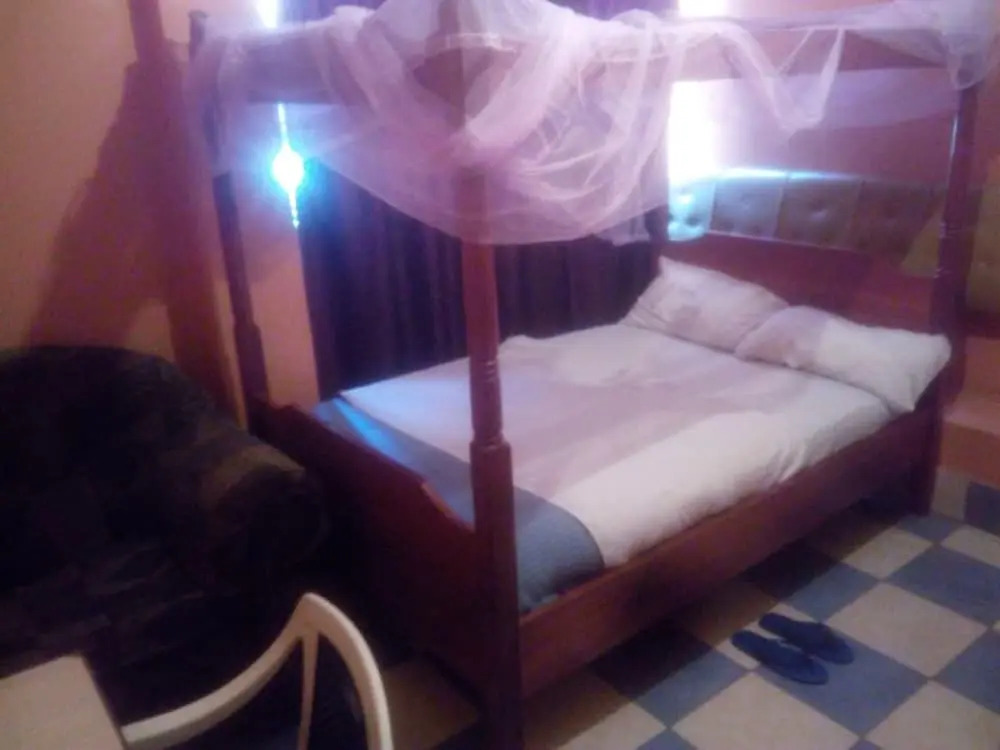 New Rwathia Guest House