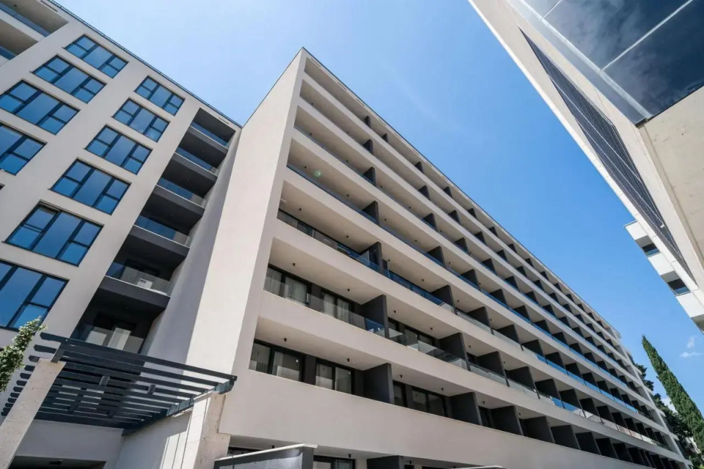 M&P- Lovely 1-bedroom condo with free parking