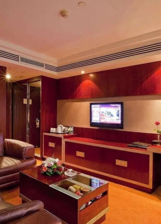 Tieliu Business Hotel