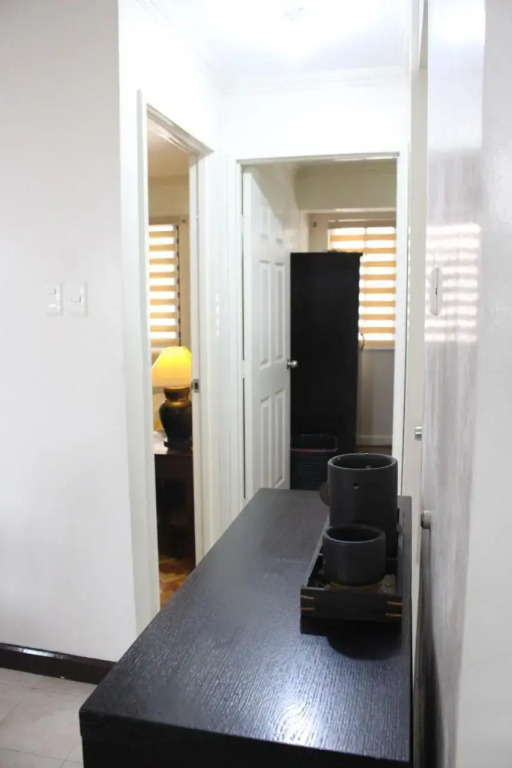 East Ortigas Mansions by MA