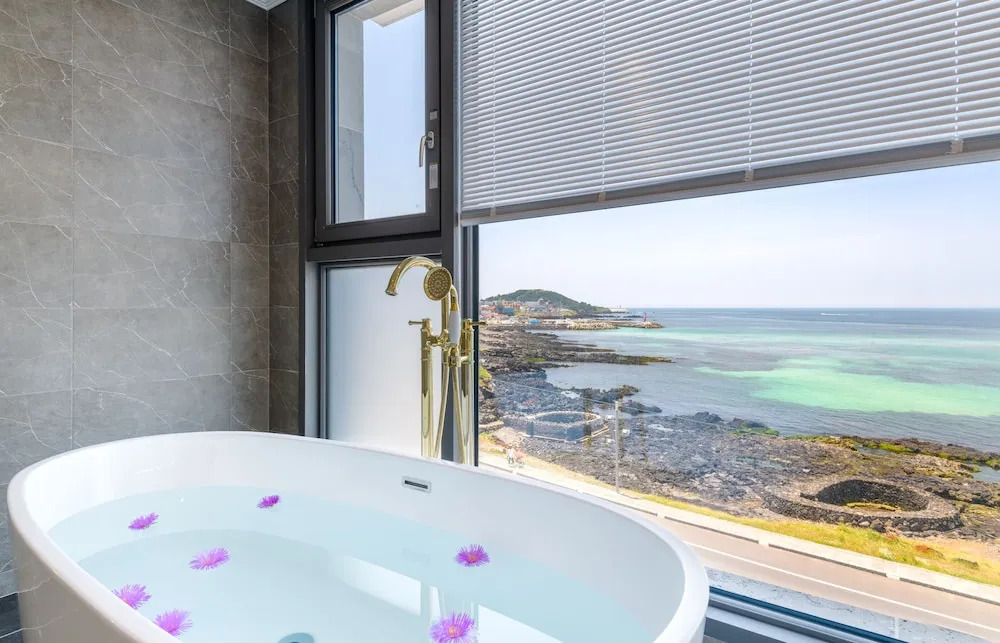 Hotel Mer Bleue Jeju