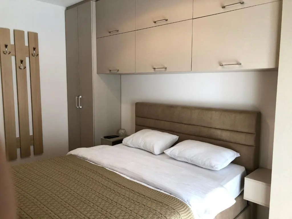 White Home apartment 3