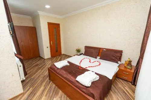 Karvan Hotel