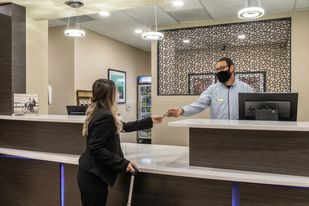Candlewood Suites Portland Airport by IHG