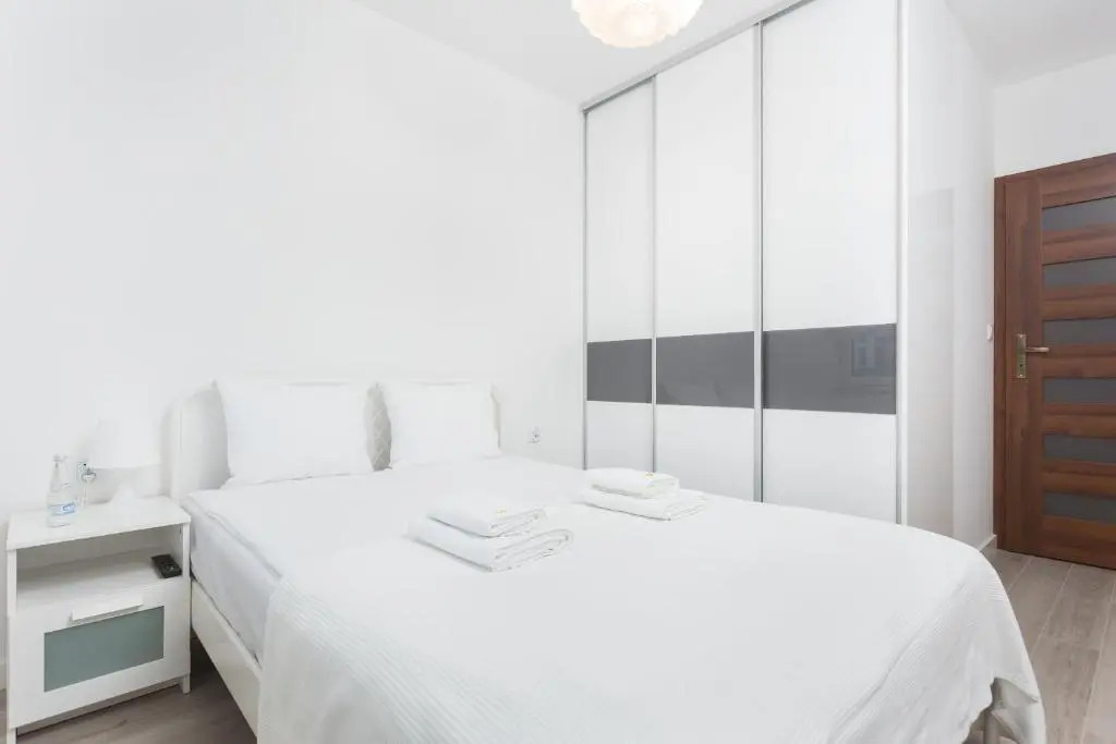Self Check - in 24h near Tauron Arena Apartments by InPoint