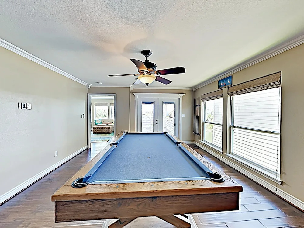 New Listing! Beautiful W/ Pool 3 Bedroom Home