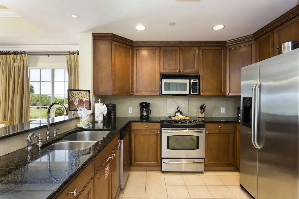 Sun 3 Bed Central in Reunion 3 Br condo by RedAwning