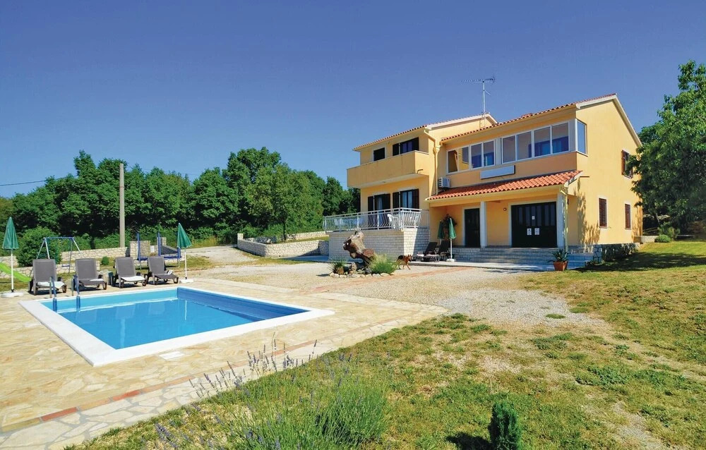 Awesome Home in Labin With Wifi and 3 Bedrooms