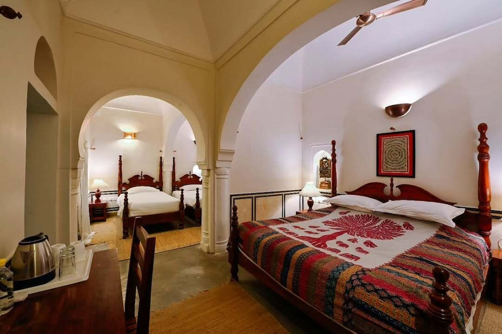 Mandawa Kothi