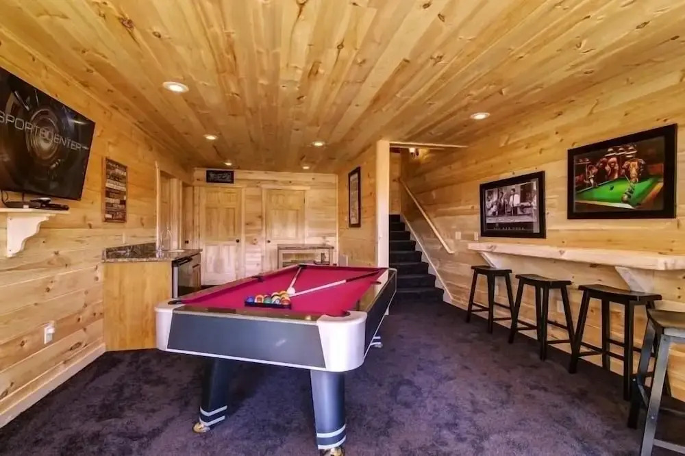 Country Cozy 4 Bedrooms 5 Bathrooms Home