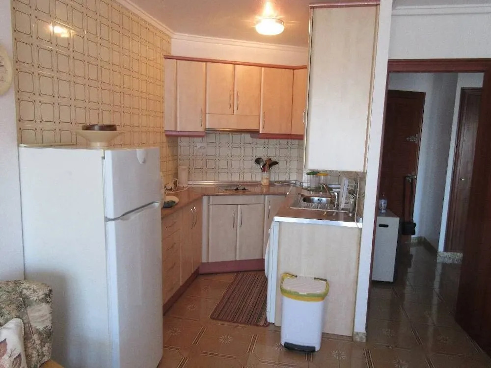 Appartment with swimming pool front of the sea