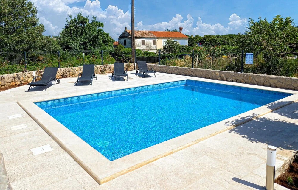 Amazing Home in Polje With Wifi and 2 Bedrooms
