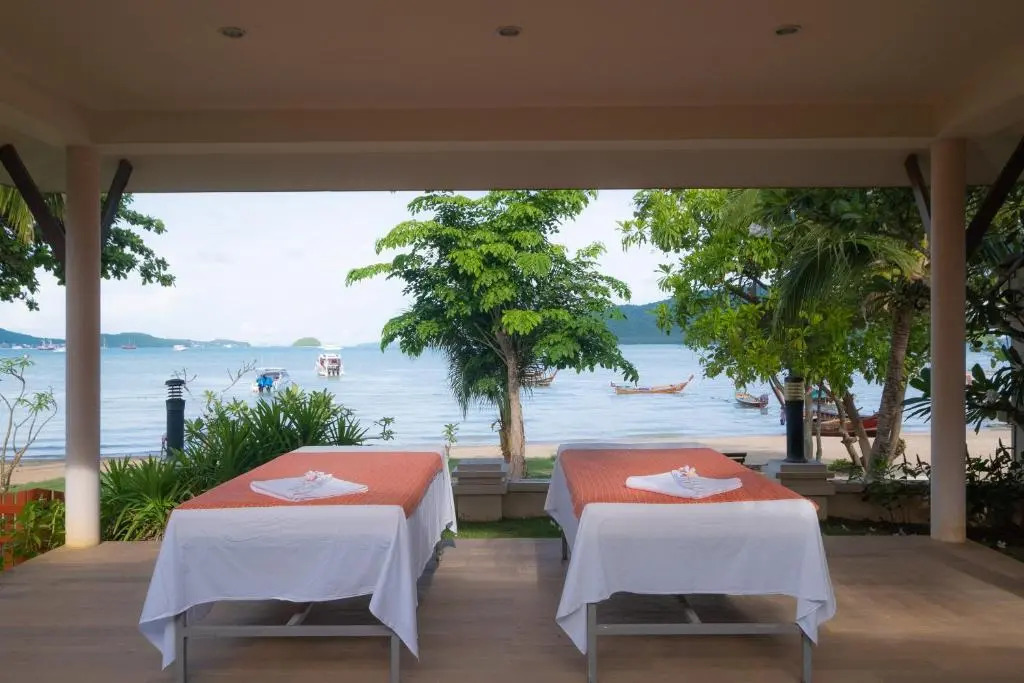 Blue Beach Grand Resort And Spa