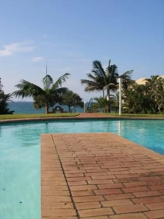 16 Mallorca Umdloti beach front Magic