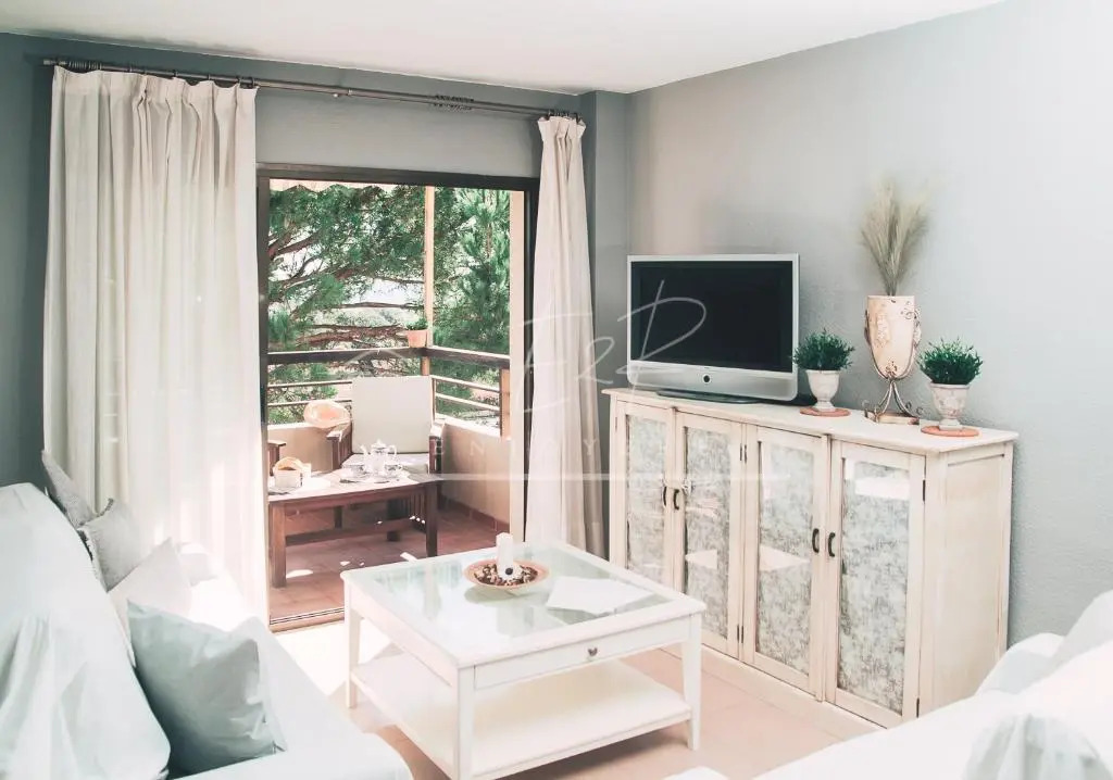Enjoy2Rent BahiaBlanca beautiful Apartment, Marbella