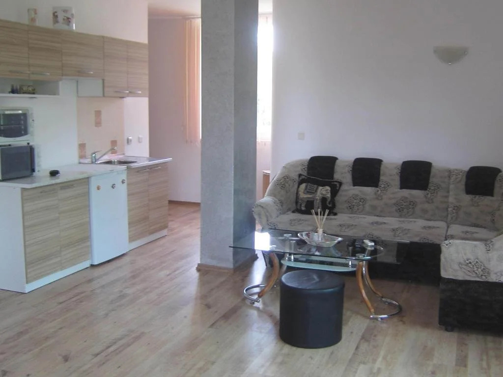 Global Ville Apartcomplex