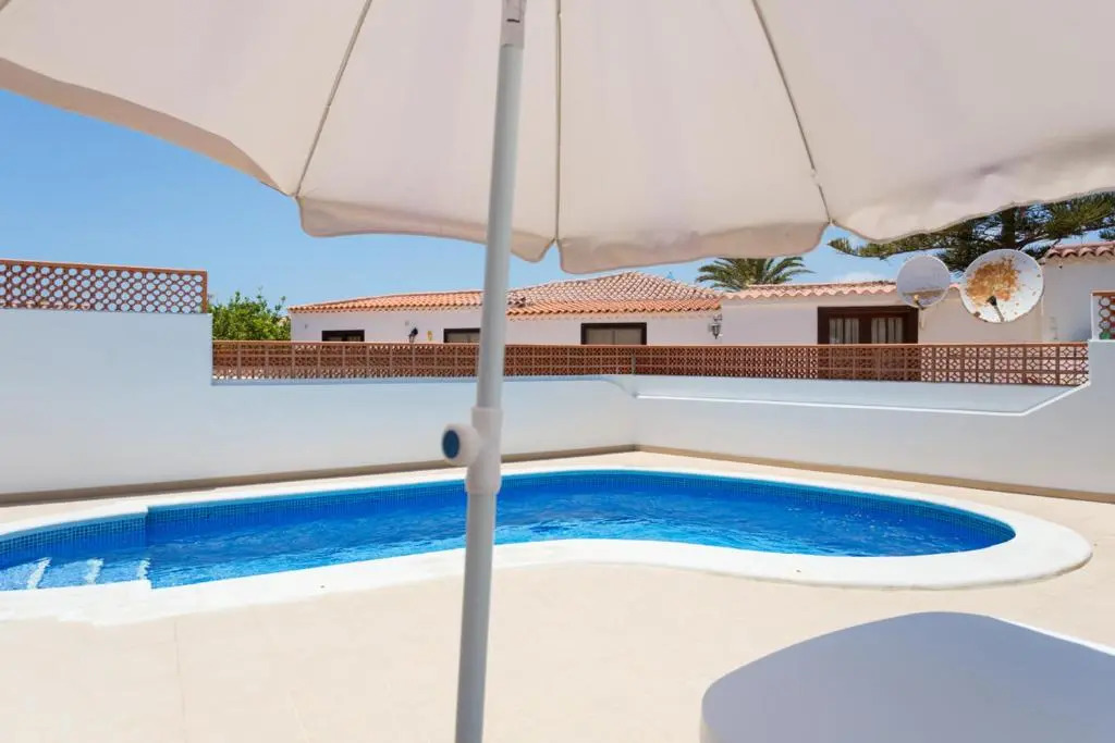 CASA BRANSFORD, Excellent, Sunny House with Private Heated Pool