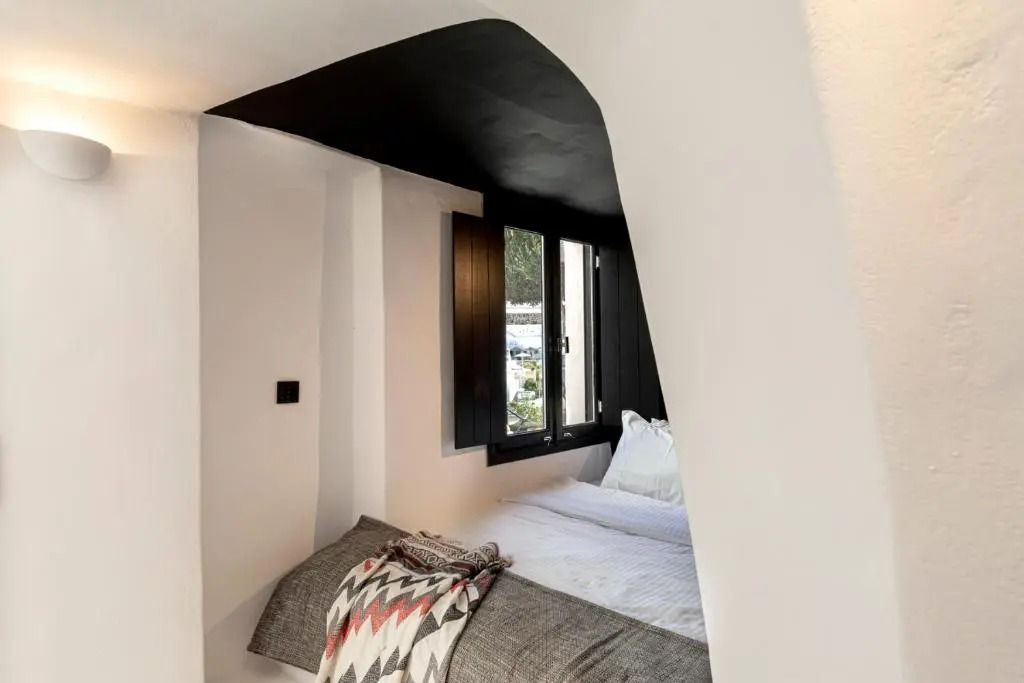 Pearl of Caldera Oia - Boutique Hotel by Pearl Hotel Collection