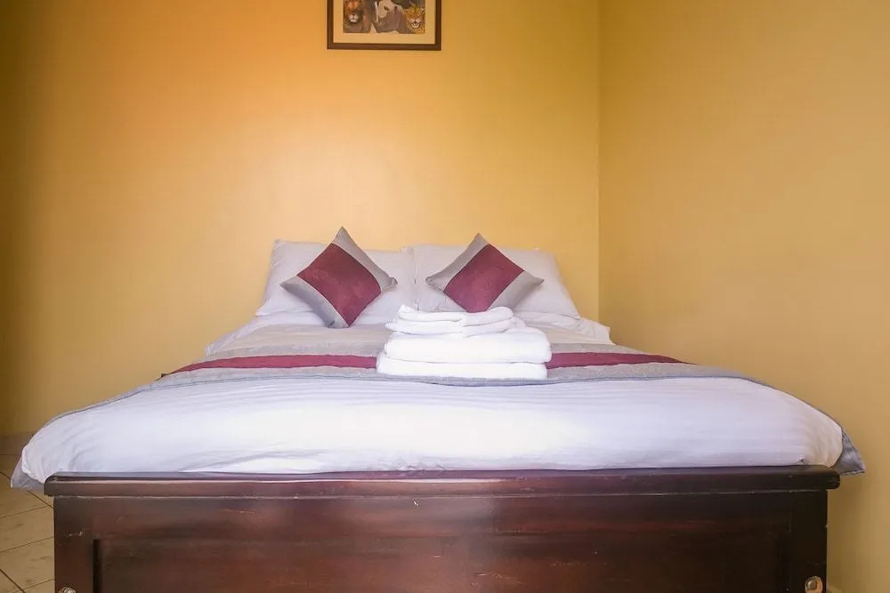Plus 254 Hotel
