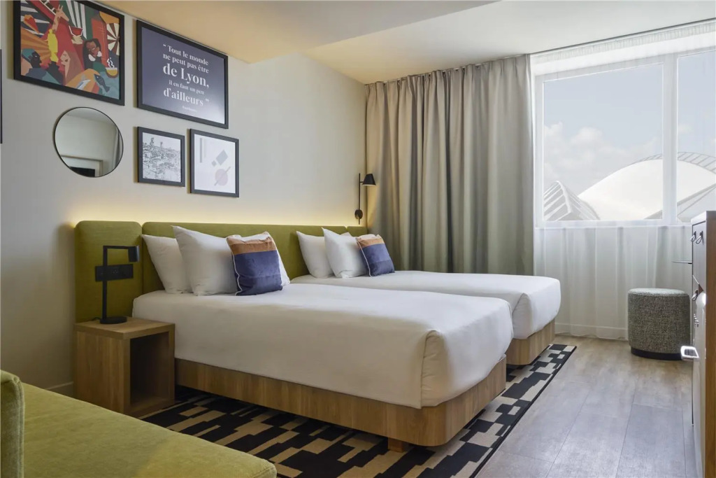 Hampton By Hilton Lyon Airport