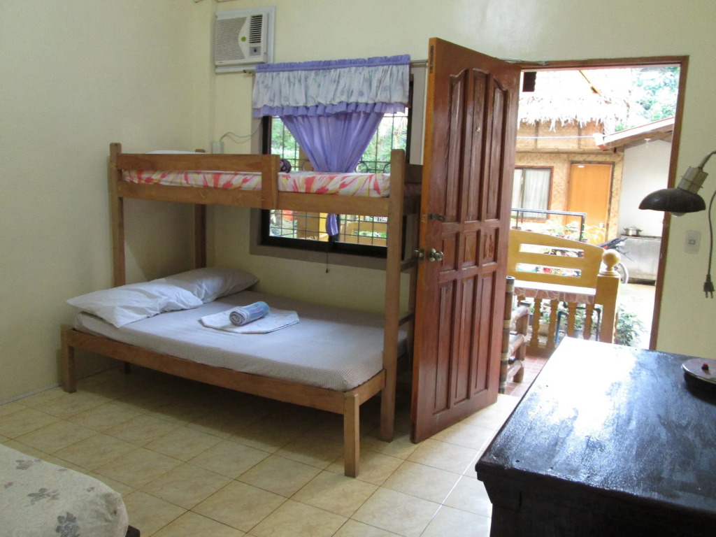 Escurel Inn