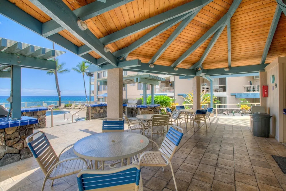 Kona Reef F11 - 1 Br Condo