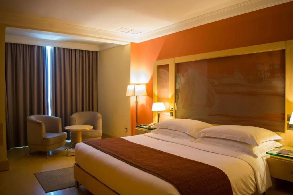 Le Royal Hotel