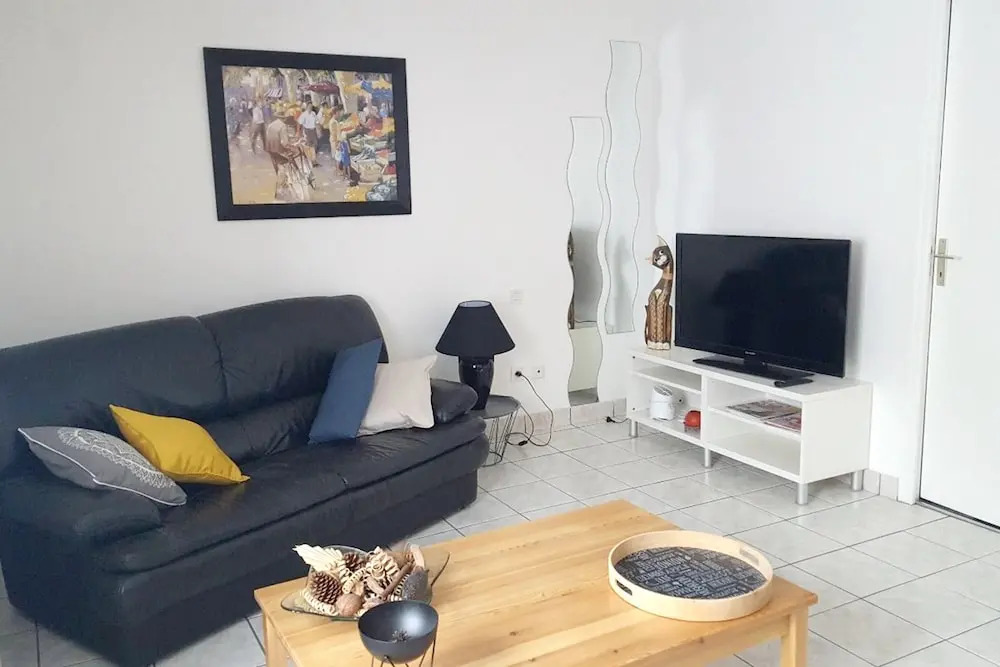 Apartment With 2 Bedrooms in Sainte-marie-la-mer, With Furnished Terrace - 30 m From the Beach