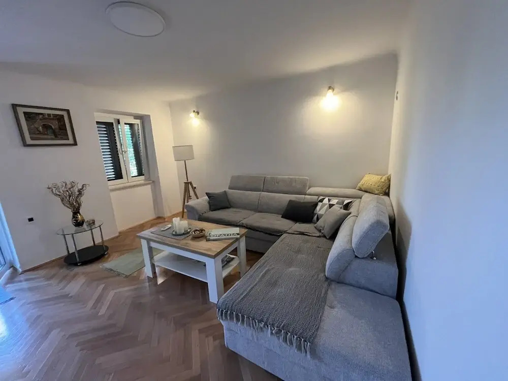 Elegant Lovran Apartment With Garden