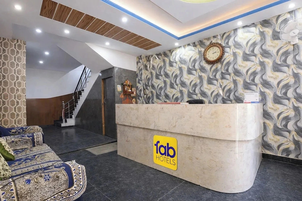 Fabhotel The Grace I