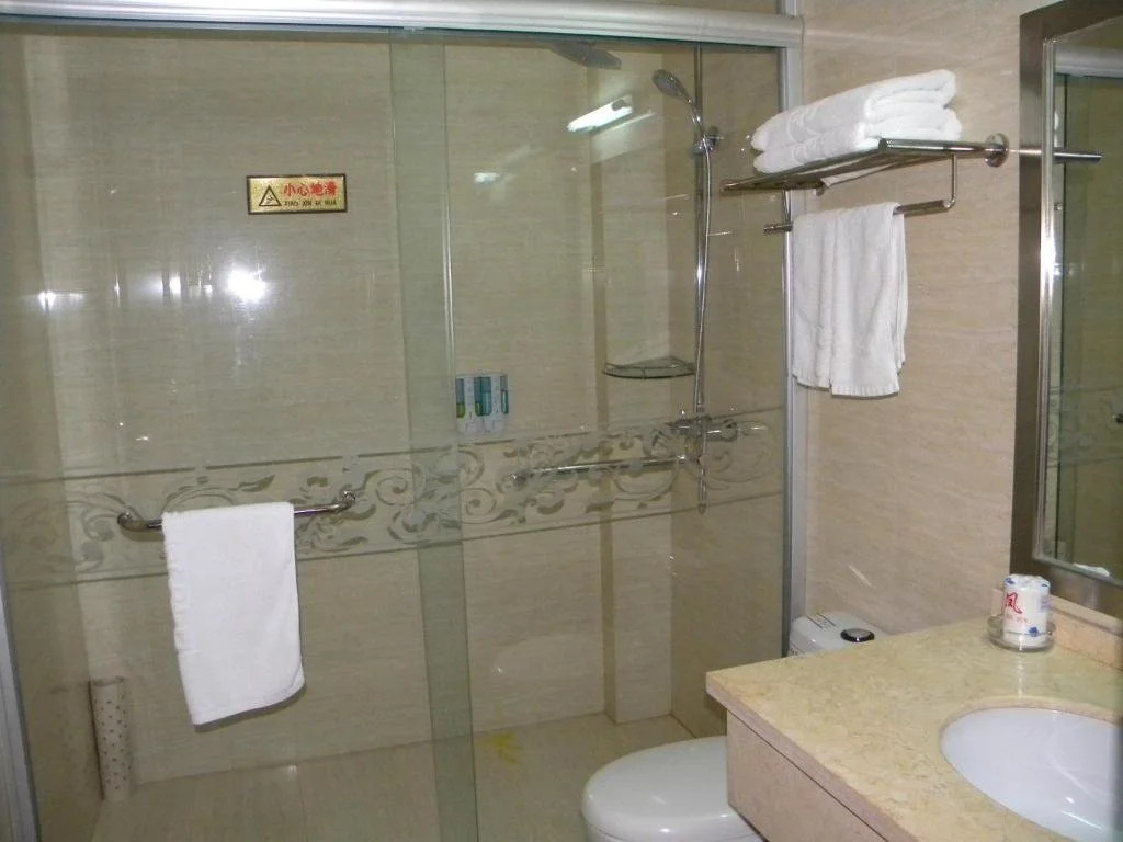 Nanjing Riyu Business Hotel