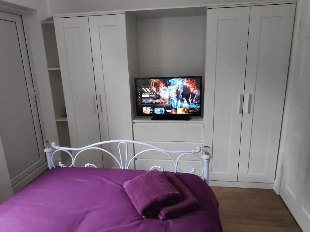Dbl Rooms, Ensuite available, WiFi & Netflix Bham