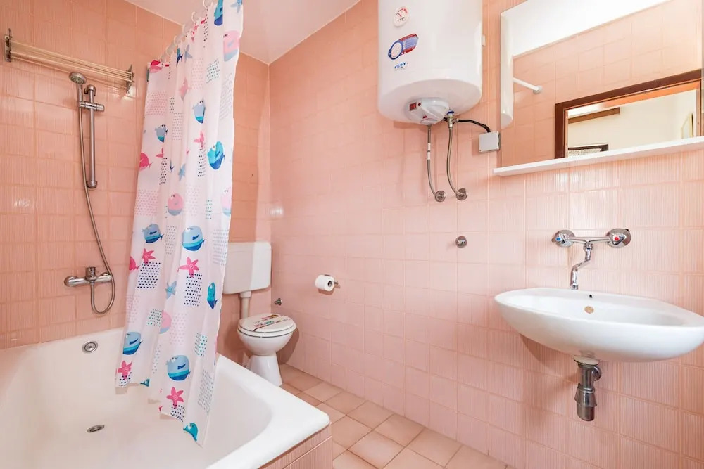 Apartment Ljubica With Nice Garden 3