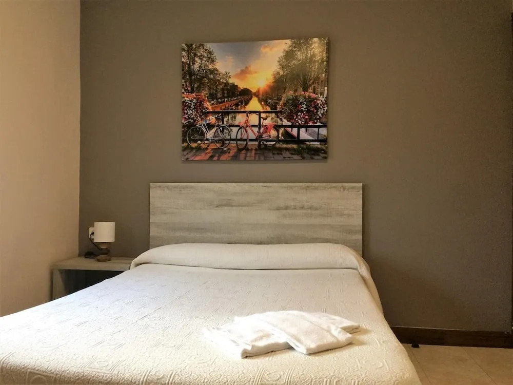 Hotel Iru-Bide